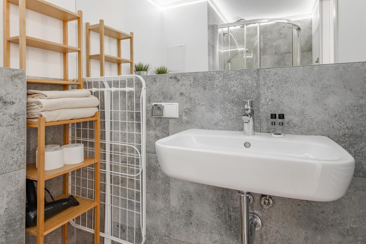 CITYSTAY miniLOFT Gdansk Bagian luar foto